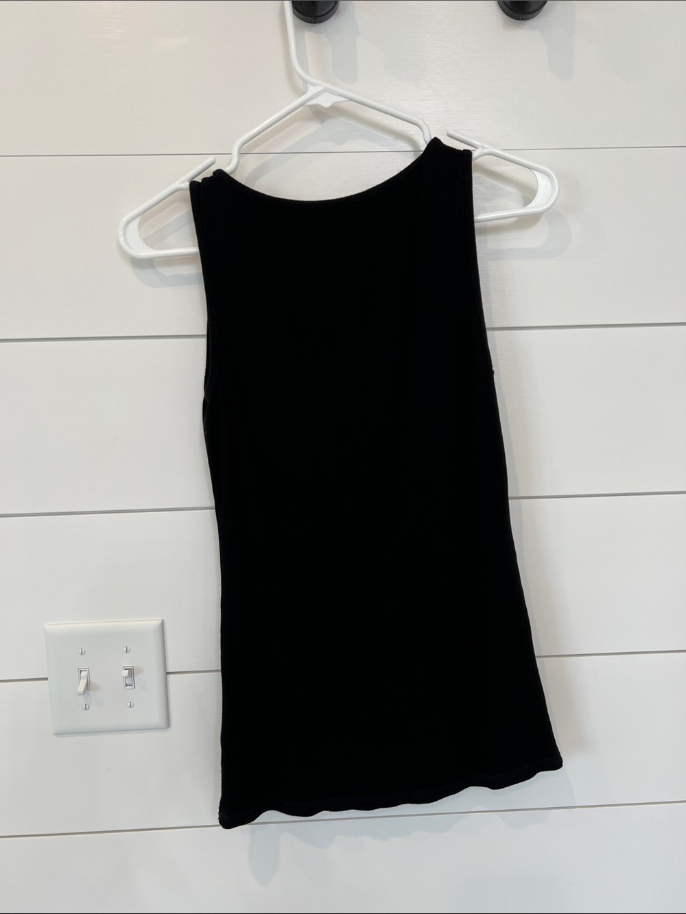 Pulse Black Ribbed Button Tank - Picture 3 of 3